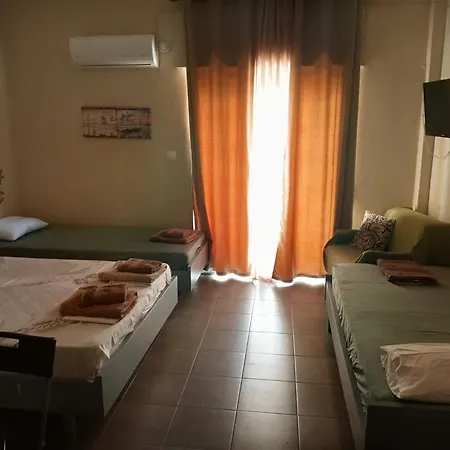 بيت ضيافة Elenas Kallithea (Chalkidiki)